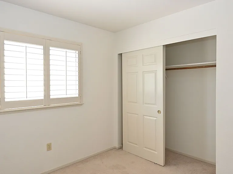 1105 Vista Pointe Cir — Photo 22