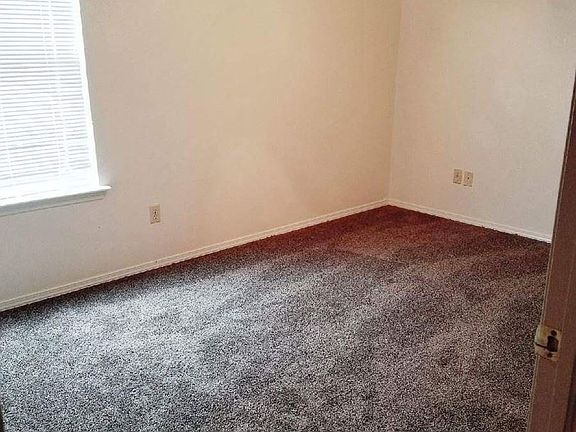 4th image of 101 E Main St Suite 108