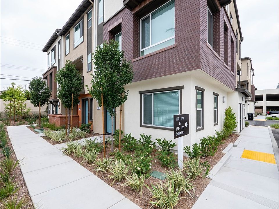 1st image of 177 Bahia Dr