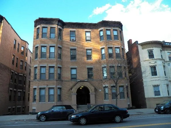 683 Washington St APT 5, Brookline, MA 02446