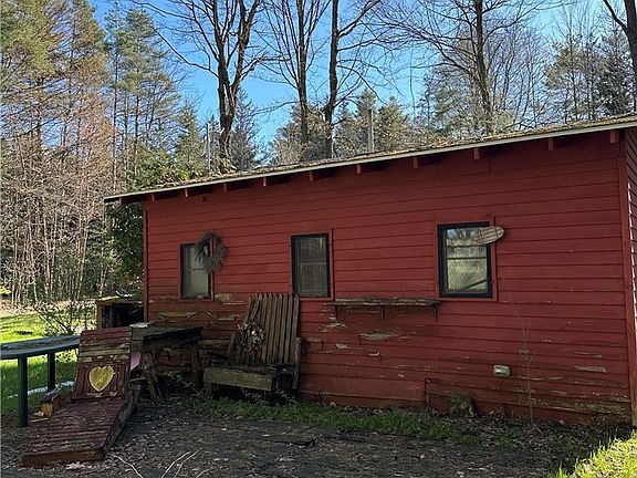 3rd image of 3631 Pine Ridge Rd #21