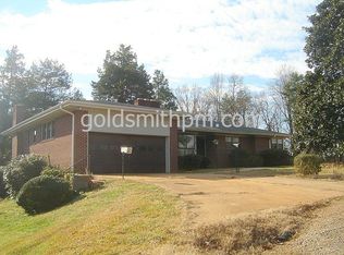 213 Barker Rd, Simpsonville, SC 29680