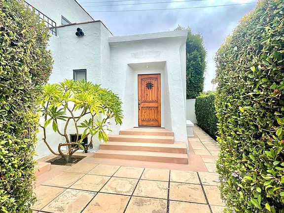 2nd image of 8117 Willoughby Ave
