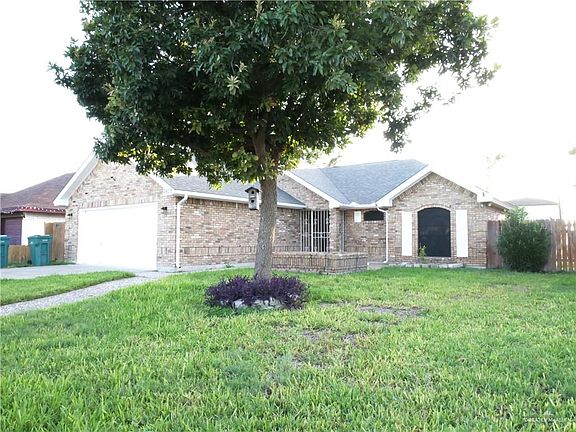 2nd image of 3803 N Crown Ln