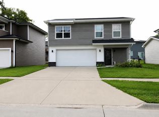 109 Destiny Dr, Boone, IA 50036