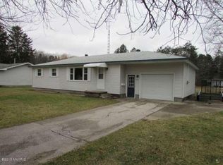 4111 Bexley Dr, Muskegon, MI 49444