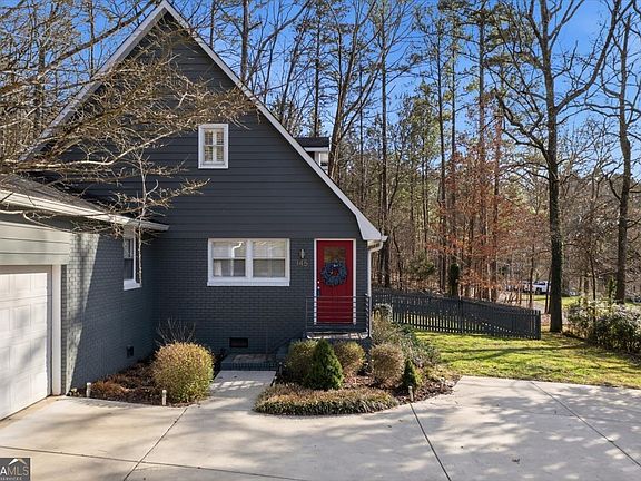 2nd image of 145 Mountain View Rd SE