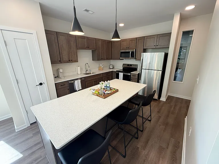 Leavenworth Lofts — Photo 13