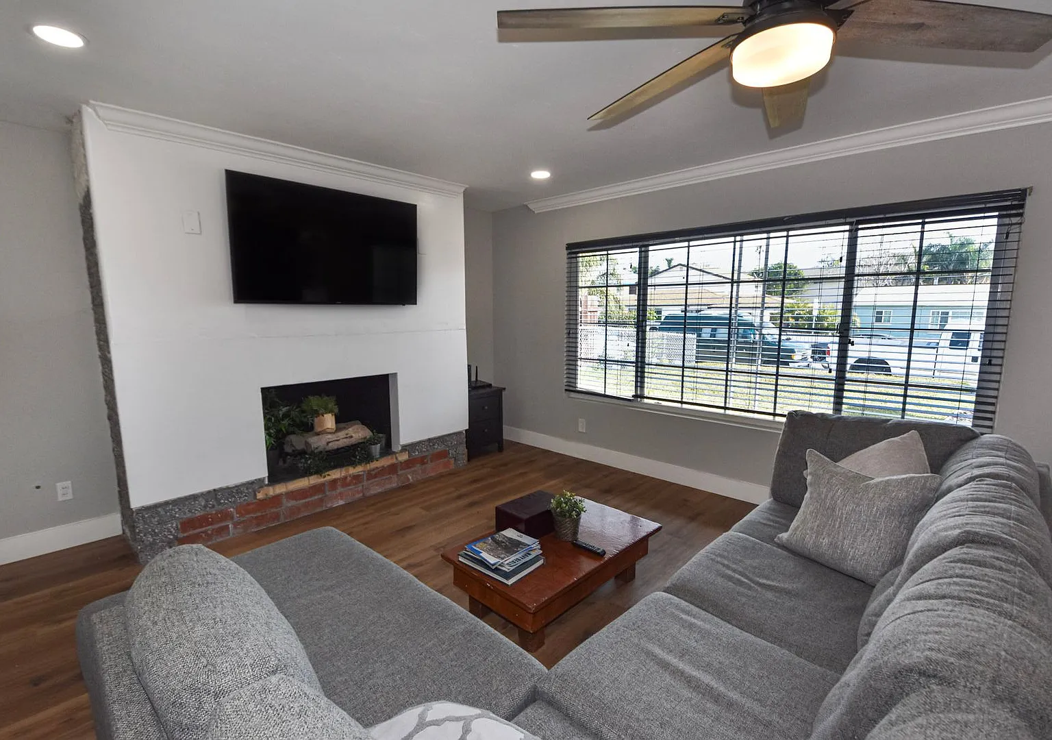 Available long term rental in Imperial Beach — Photo 2