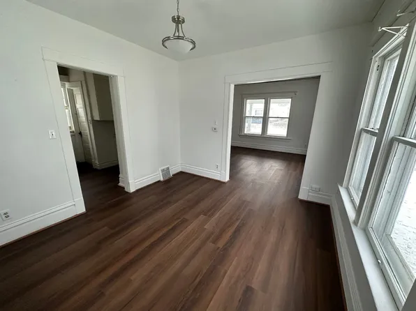 (undisclosed Address), Waterloo, IA 50701