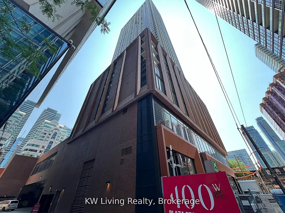400 King St W #2415
