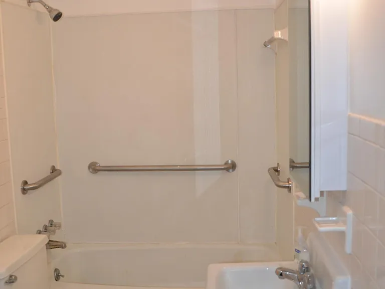 819 Columbia Ave #1 — Photo 5