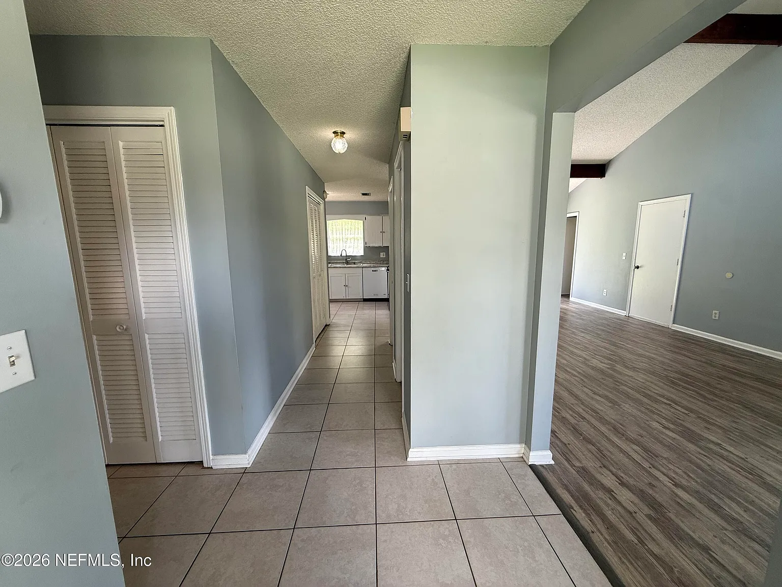 3 bed, 2.0 bath, 1536 sqft, $2,300 — Photo 4