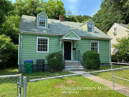 2309 Warwick Ave Photo 1