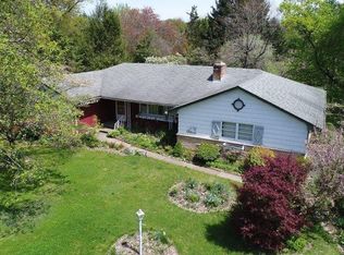 48 Crest Dr, Basking Ridge, NJ 07920