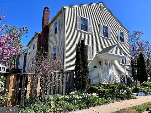 2nd image of 31 Marwood Ct