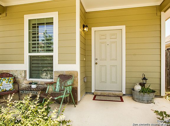 3rd image of 126 Gambel Oak Way