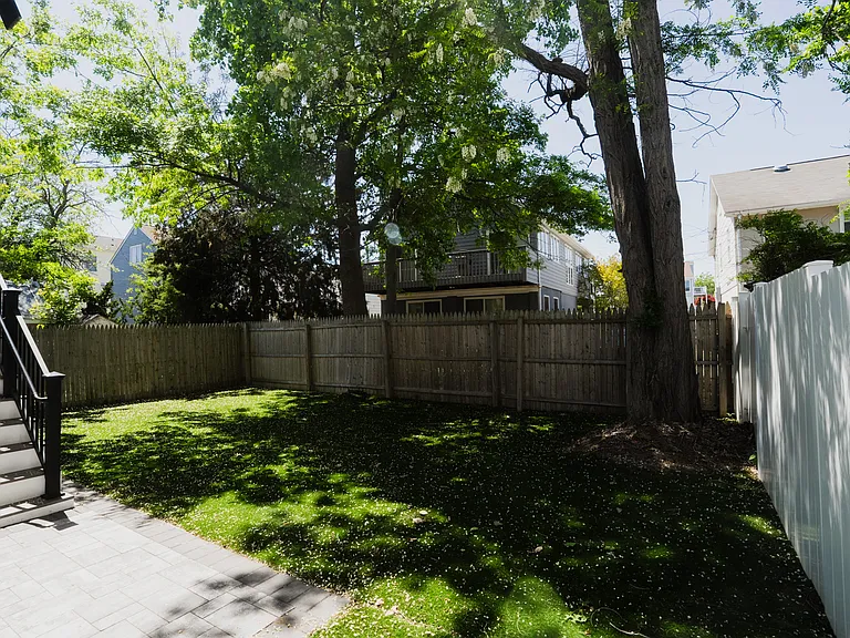 34 Waterwitch Ave — Photo 22