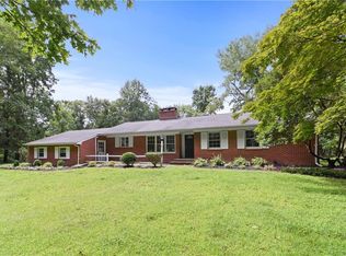 9 Keyrel Ln, Mahopac, NY 10541