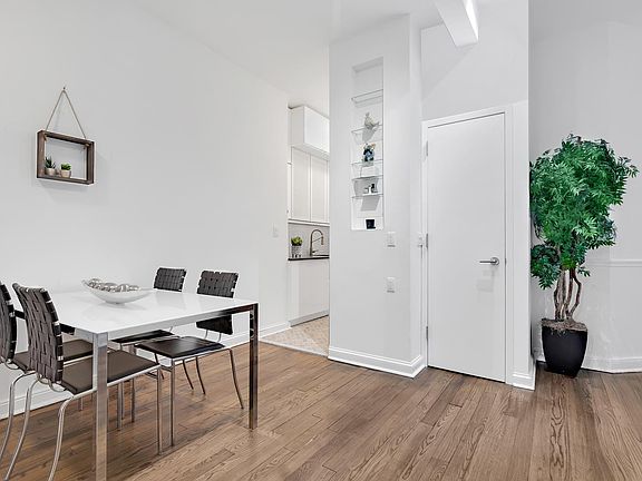 4th image of 310 W 94th St APT 1A