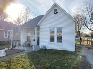 356 N West St, Carlinville, IL