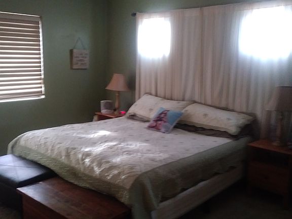 3rd image of 196 S Sycamore Creek Pl