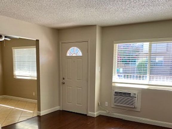 4th image of 5971 Lake Crest Way APT 12