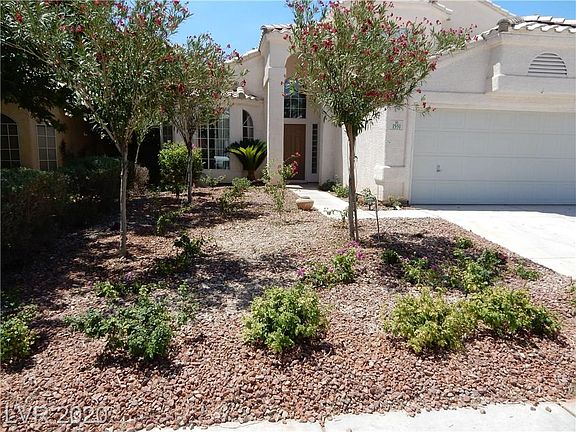 2nd image of 1551 Mesa Blanca Way