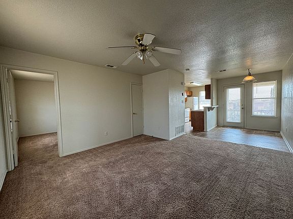 5th image of 5706 Redstone Dr APT C