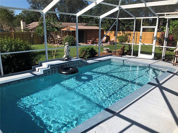 3rd image of 3562 SE 26th Ct