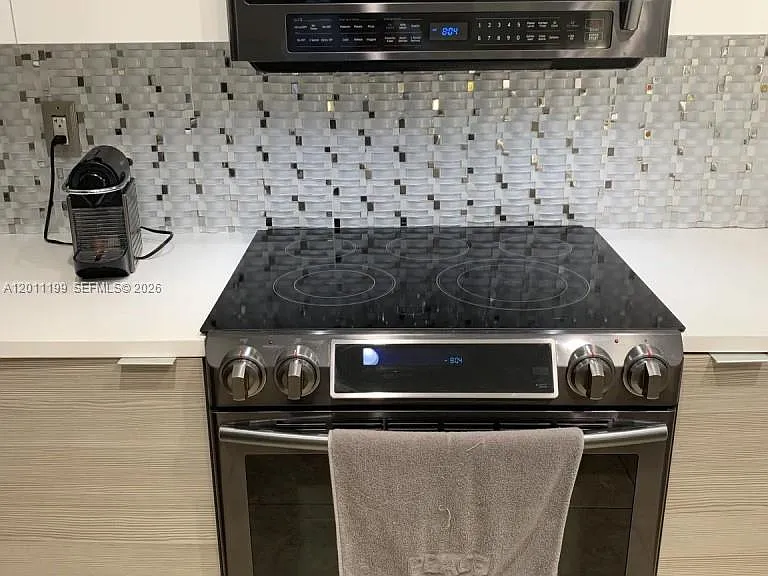 12450 SW 125th Ter #12450 — Photo 17
