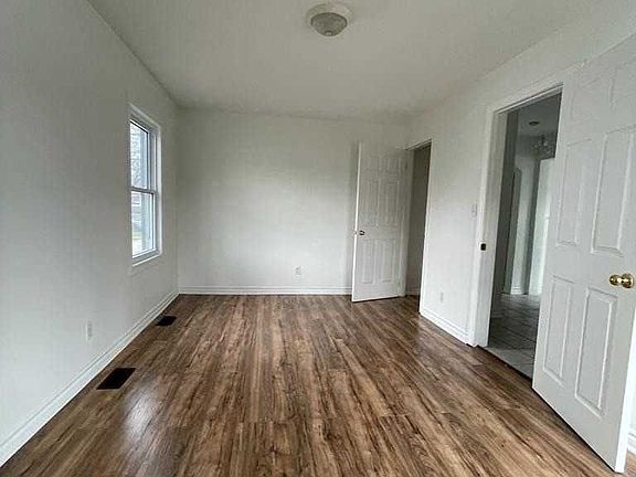 4th image of 3790 Vaughan St