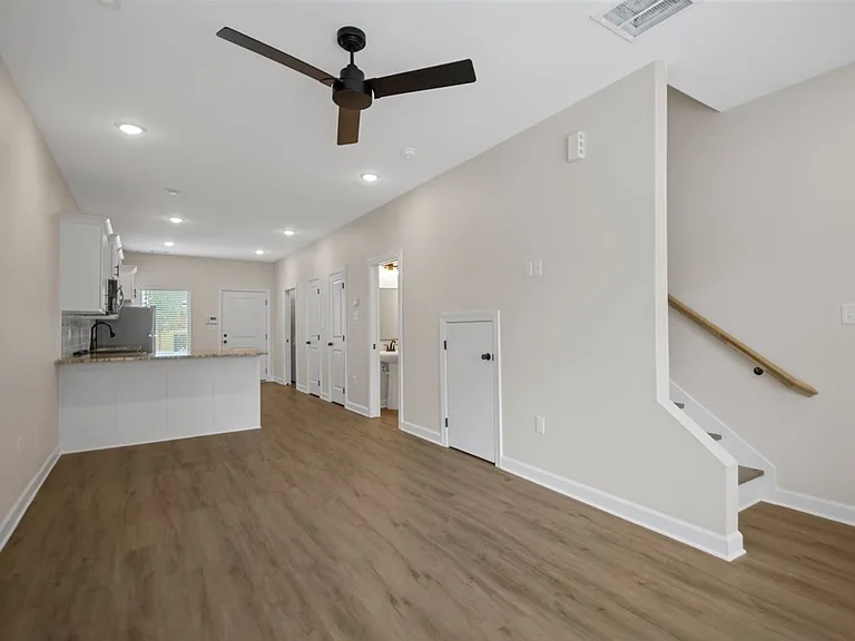 Leasing Now - New Townhomes, North Little Rock Argenta Arts Area — Photo 28