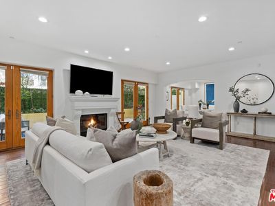 12026 Rhode Island Ave APT 102, Los Angeles, CA, 90025