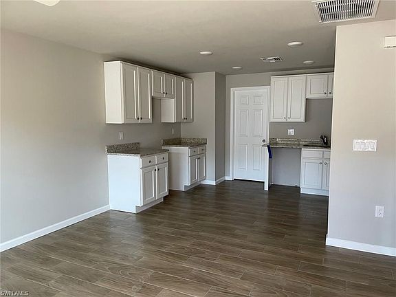 2nd image of 2154/2156 Edison AVE