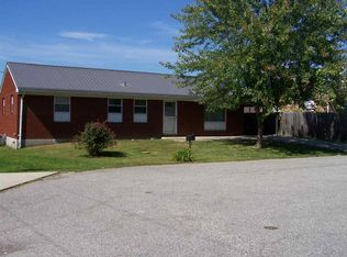 1405 Christopher Ct, Flatwoods, KY 41139