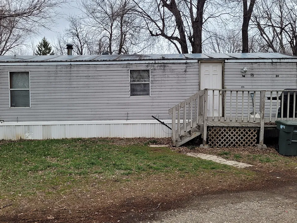 109 W Mead Ct #16