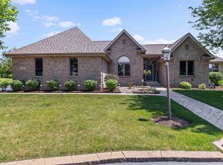 145 Titleist Trl, Poplar Grove, IL 61065