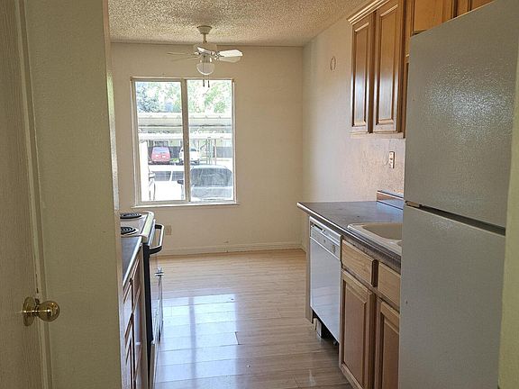 2nd image of 4606 Neil Rd APT 205