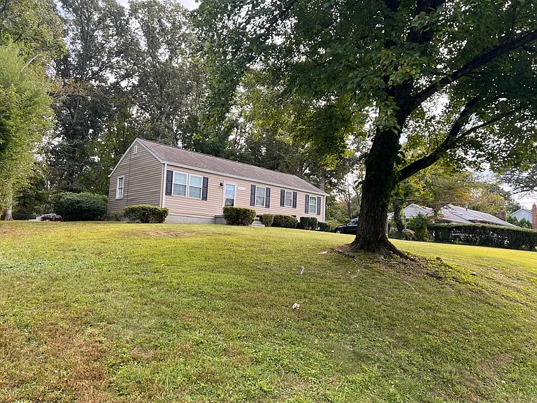7803 Thor Dr — Photo 1