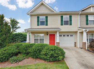 32 Old Salem Ct, Fletcher, NC 28732