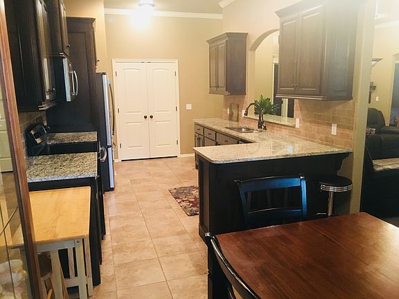 4th image of 21355 SE 99th St