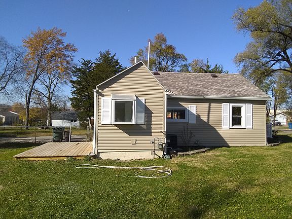 4th image of 4270 Murdock Ave