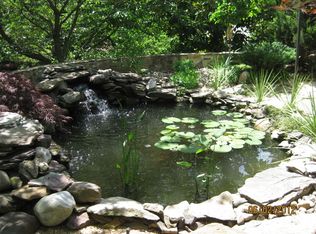 5105 Little Falls Rd, Arlington, VA 22207