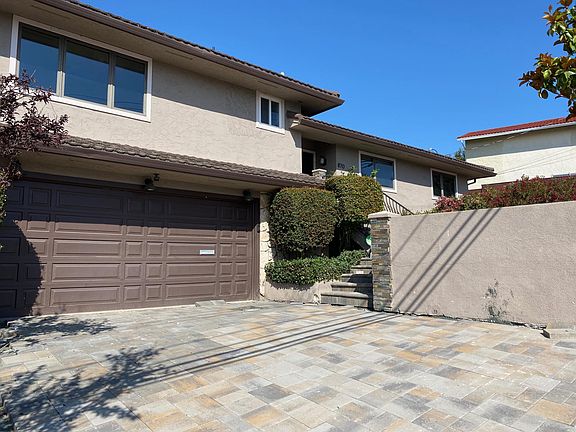 Please note pavers currently being installed, and yard work also being completed (includes installation of artificial grass).