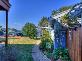 63 Lakeview Vlg, Montgomery, TX 77356
