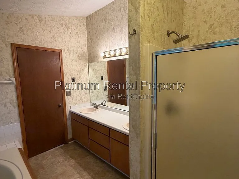 3936 Carriage Gate Dr — Photo 21