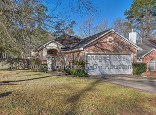 318 Somerset Rd, Montgomery, TX 77316