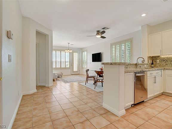 4th image of 4844 Regalo Bello St