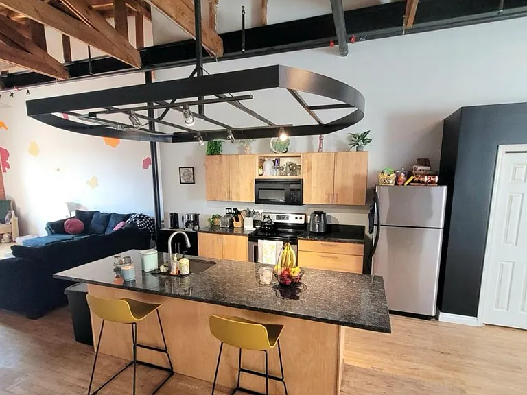 222 S Washington Sq #3 — Photo 4
